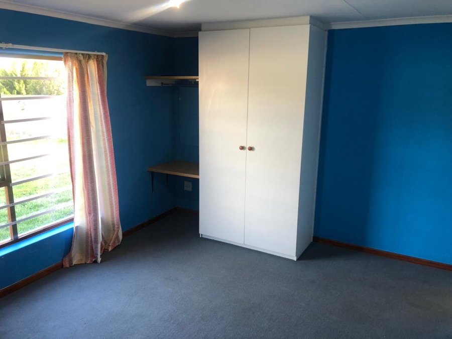 To Let 3 Bedroom Property for Rent in Country Club Western Cape